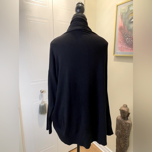 ✅Zara Knit 🧶 black w/ shiny gold finish zipper, pockets and shawl collar  🖤 - Picture 3 of 12